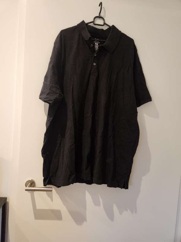 Svartur polo