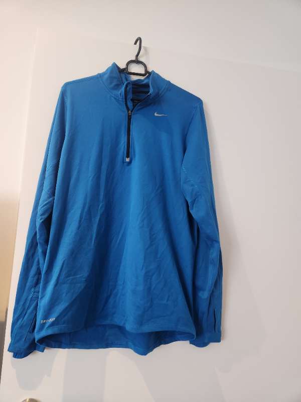 Nike dry fit blá peysa