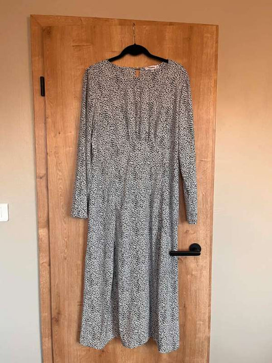 MISSGUIDED hlébarða munsturs kjóll