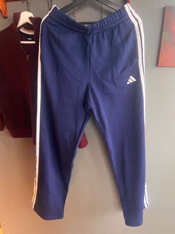 Adidas buxur bláar