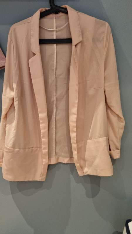 Bleikur þunnur jakki