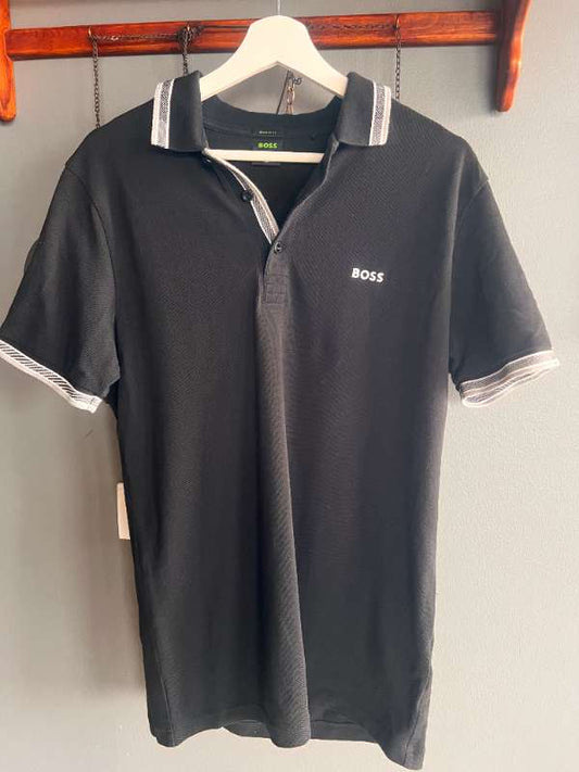 Boss Svartur m/ hvítu