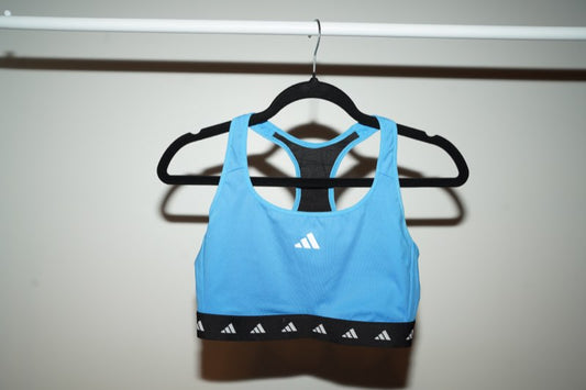Adidas íþróttatoppur