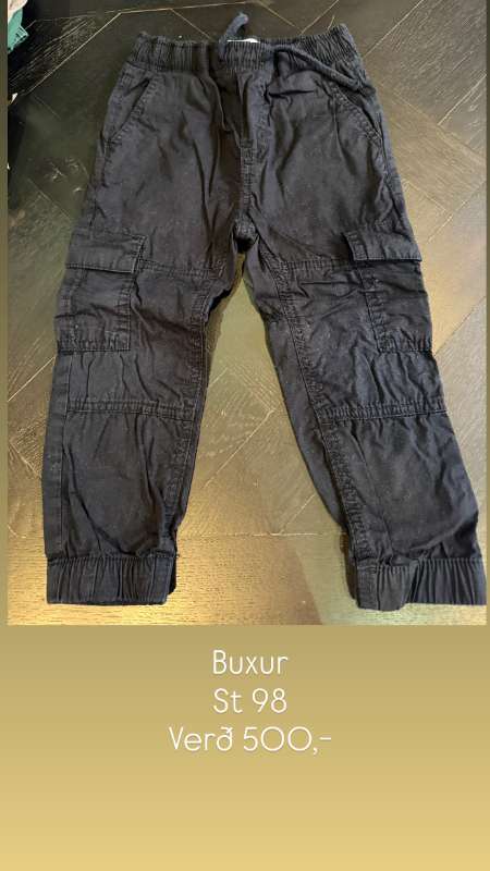 Svartar buxur