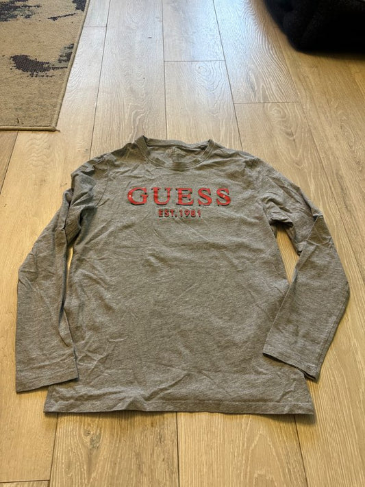 Grár guess bolur