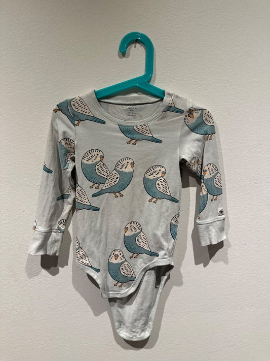 Lindex samfella, páfagaukar