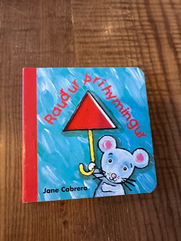 Bók, rauður þríhyrningur