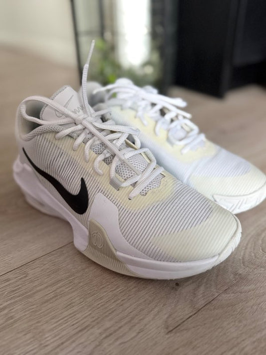 Nike Max Air white shoes