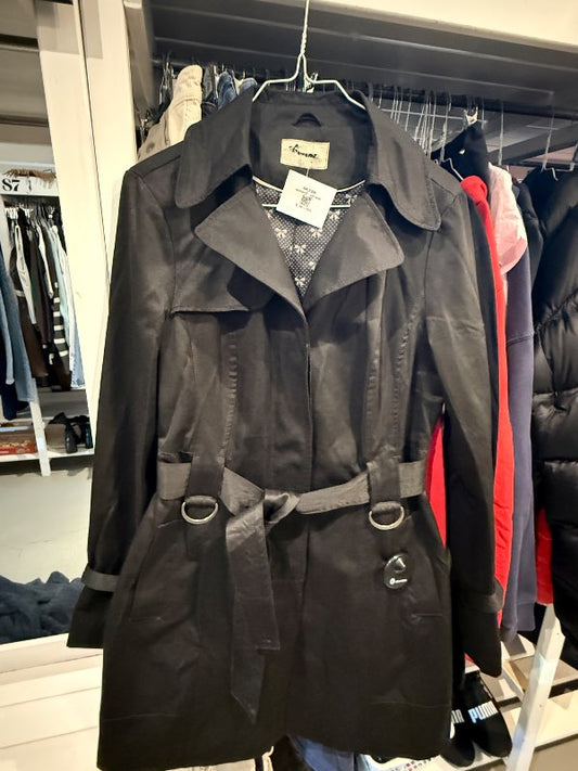 women's black coat