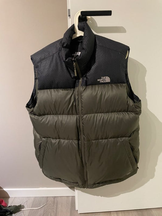 North face nuptse vesti