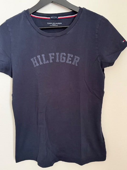 TOMMY HILFIGER  navy t-shirt