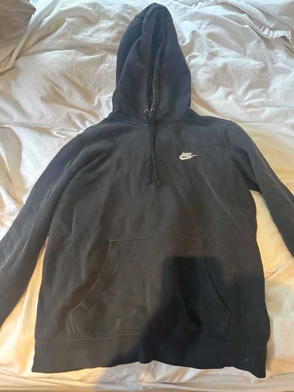 Nike hettupeysa