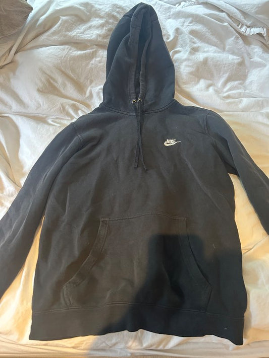 Nike hettupeysa