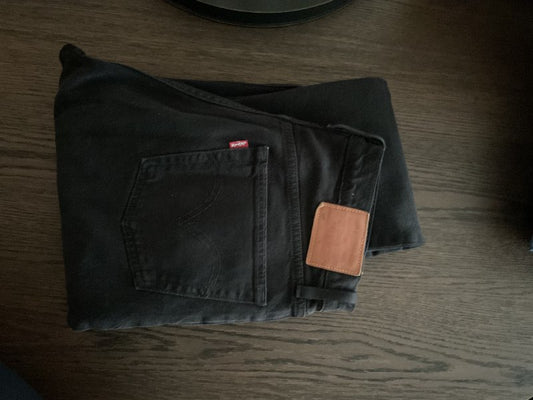 Levi’s buxur svartar