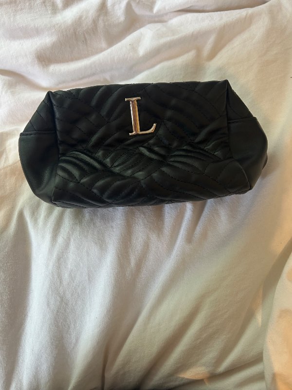 L taska