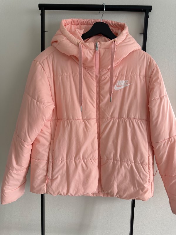 NIKE women’s reversible hooded jacket