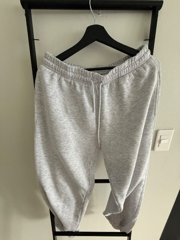 FB SISTER grey women’s sweatpants