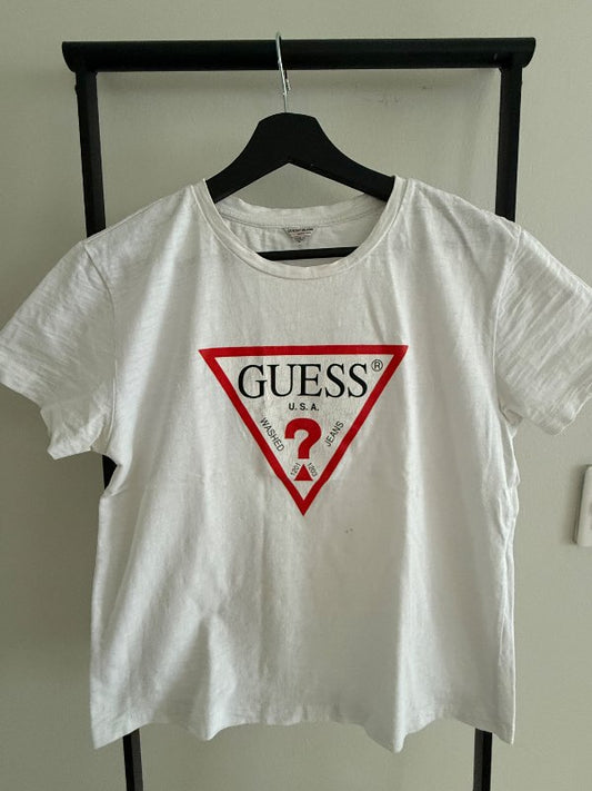 GUESS  white T-shirt