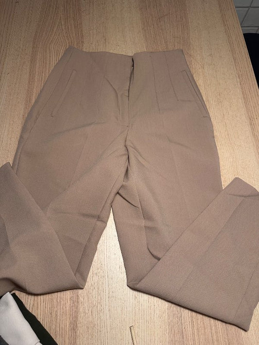 Zara beige pants