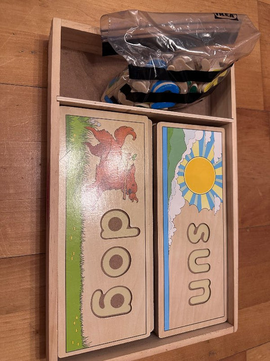 Spelling toy