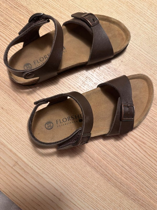 Floraheim sandals