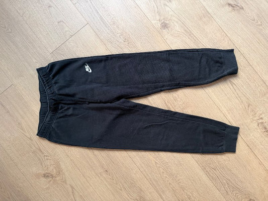 Svartar Nike buxur