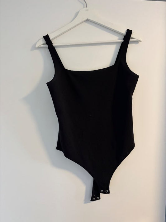 express svört samfella