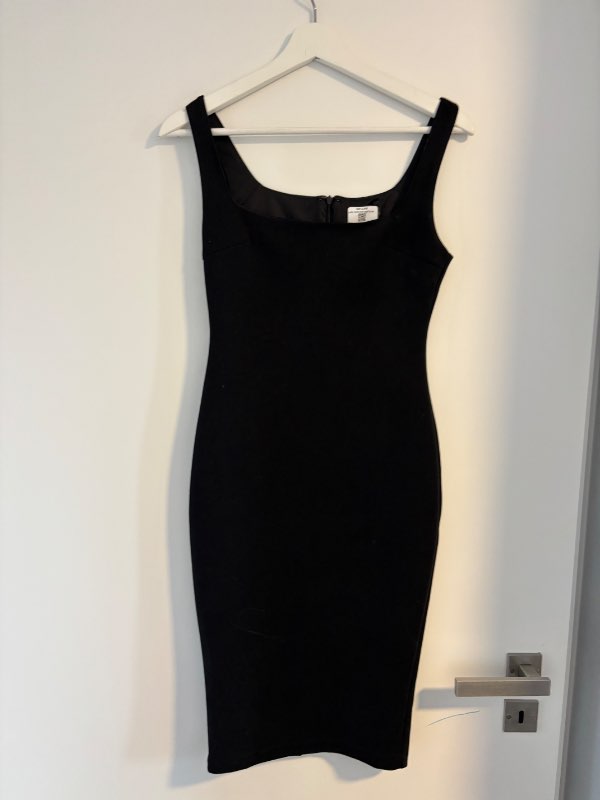 salty bodycon kjóll svartur