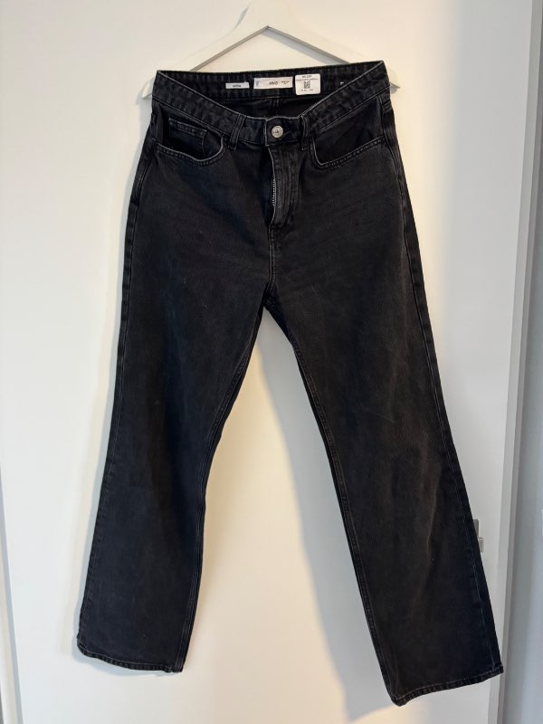 mango svartar gallabuxur