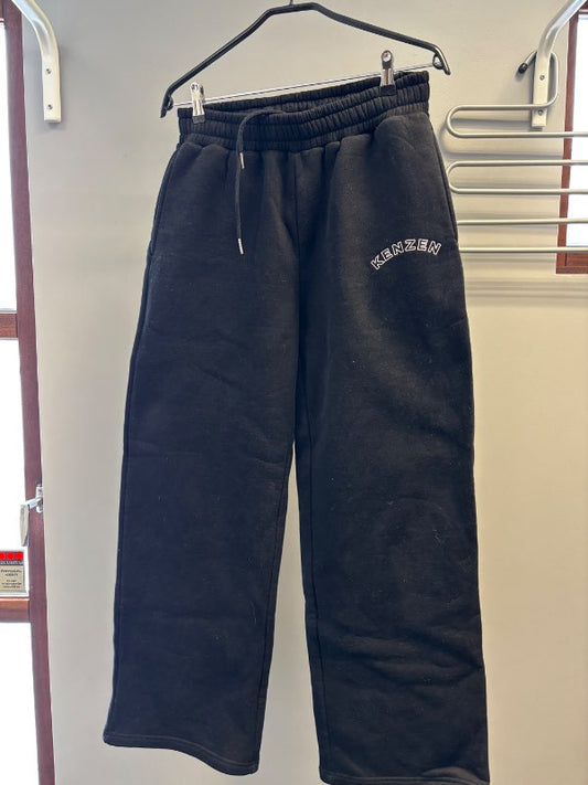 Kenzen buxur ónotaðar