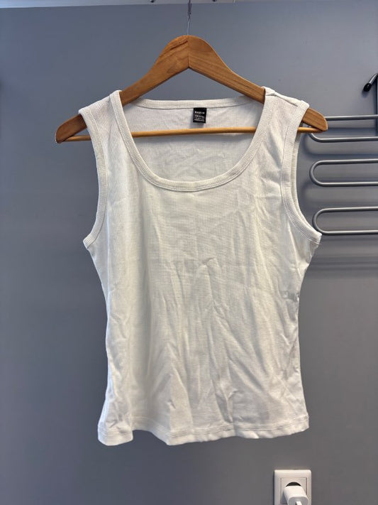 Shein hvítur hlýrabolur