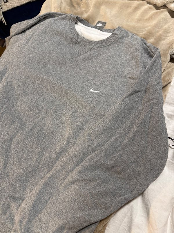 Nike crewneck grá