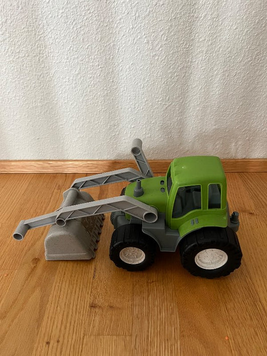 Green tractor