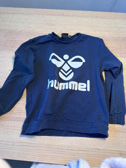 Hummel peysa