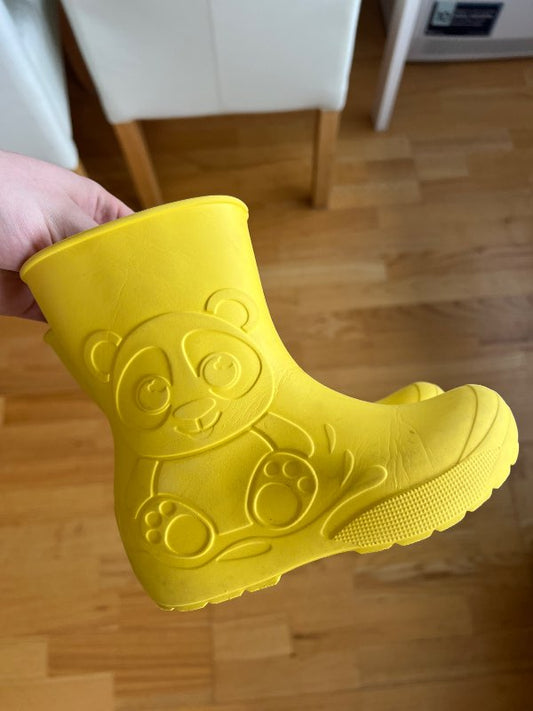 Rain boots