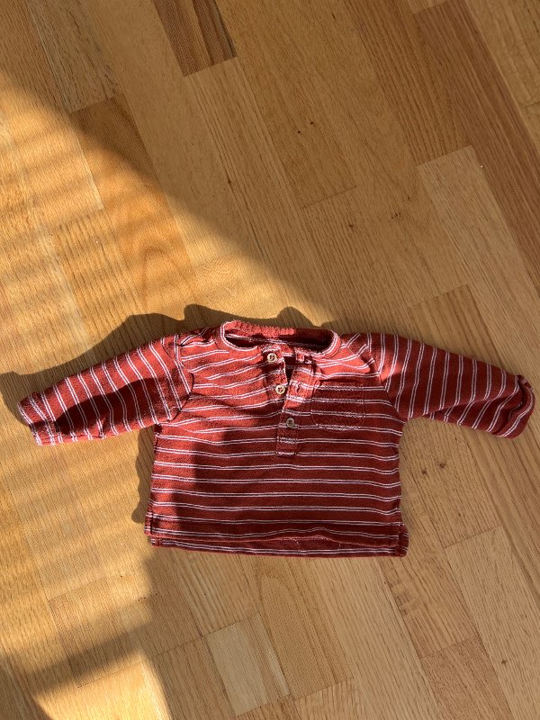 Baby sweater