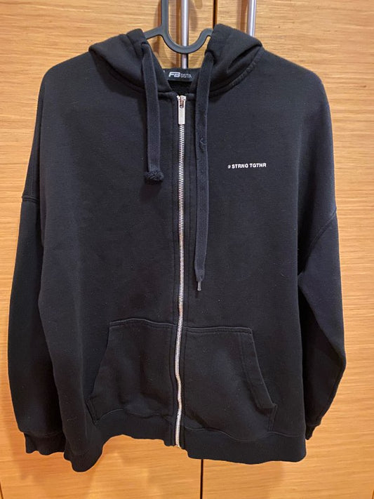 Strng tgthr hettupeysa