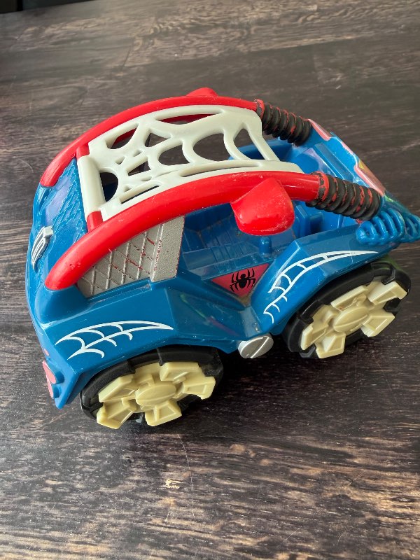 Spiderman bíll