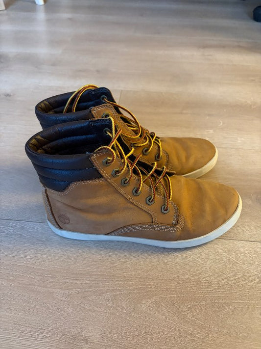 TIMBERLAND shoes