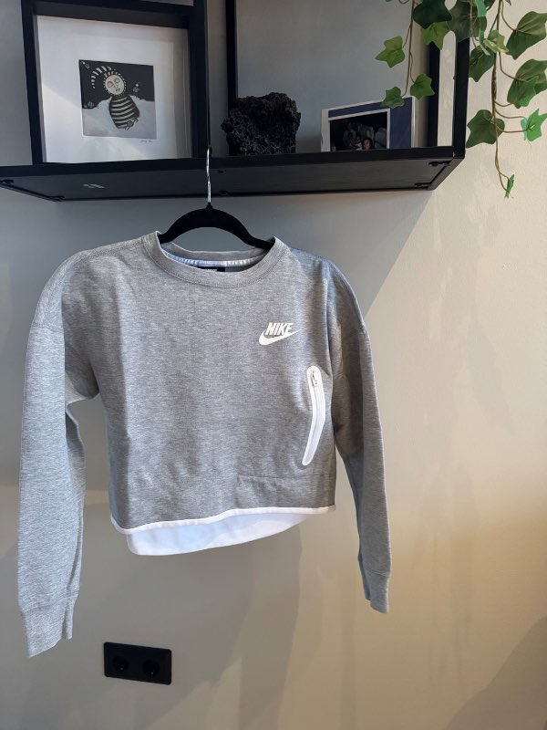 Nike crop grá