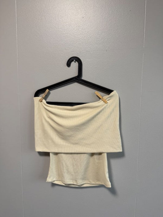 Off shoulder hvítur bolur H&M