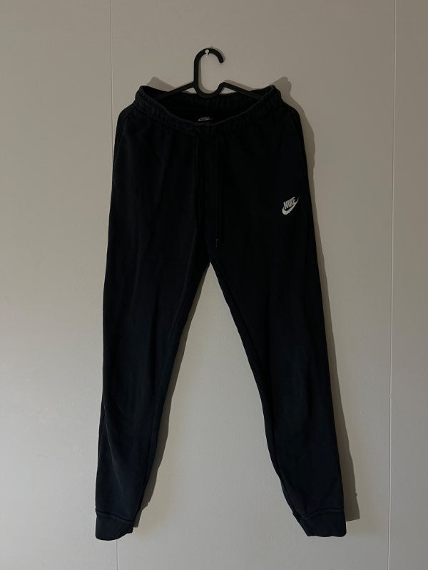 Nike trousers