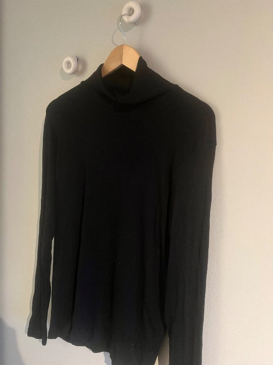 H&m turtleneck peysa