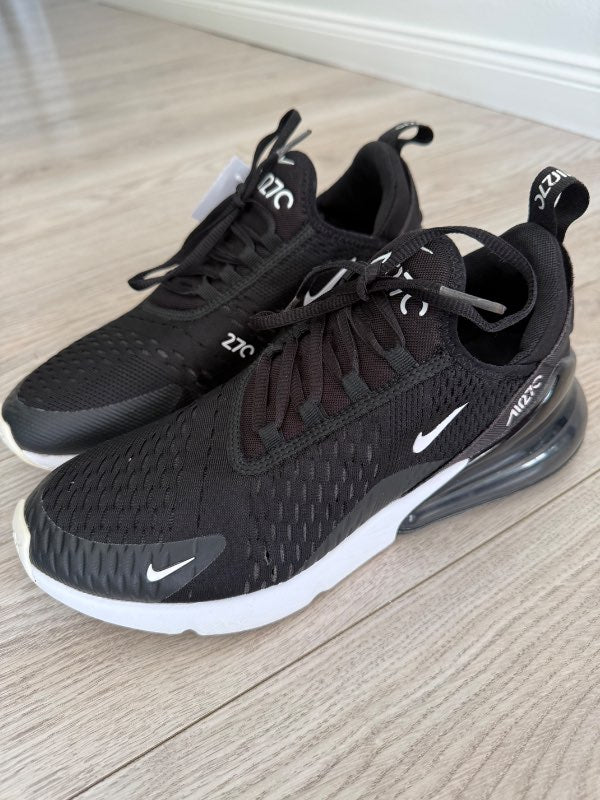 NIKE AIR  270 black shoes