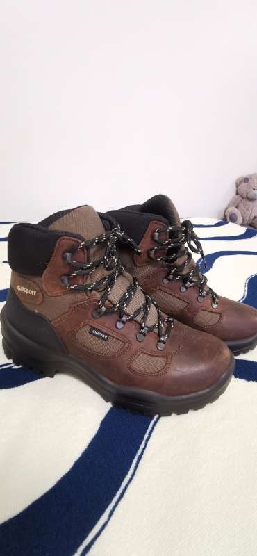GRISPORT brownw work boots