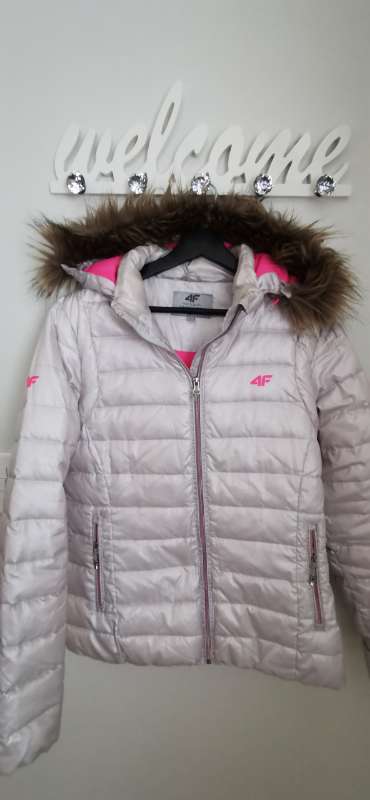 4 F DOWN JACKET FOR WINTER