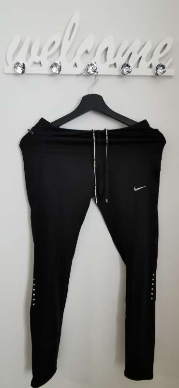 NIKE DRI-FIT  LEGGINGS