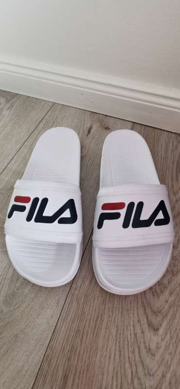 FILA  swimming pool flip-flops