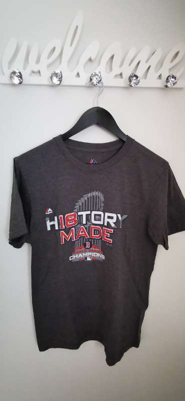 MAJESTIC GREY T-SHIRT