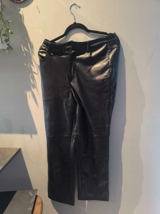 Pleðurbuxur St 38